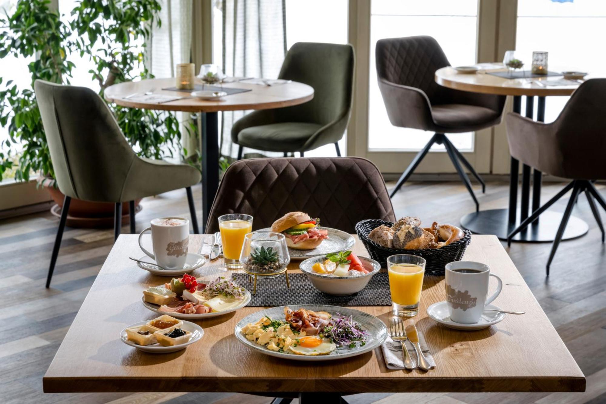 Hotel Am Haslinger Hof Bad Fussing Bagian luar foto