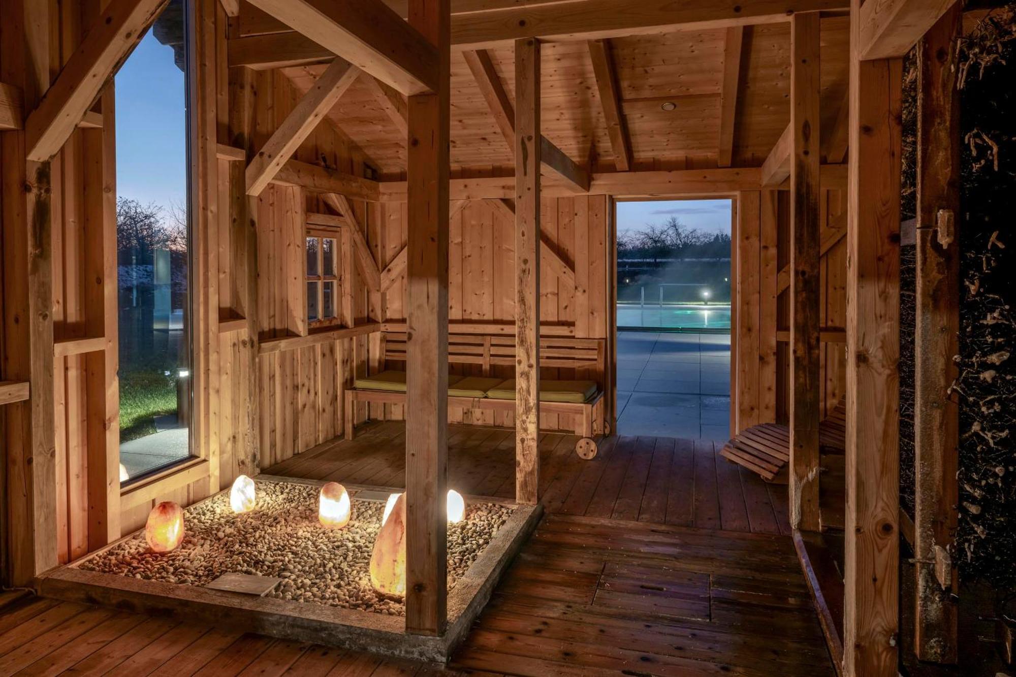 Hotel Am Haslinger Hof Bad Fussing Bagian luar foto